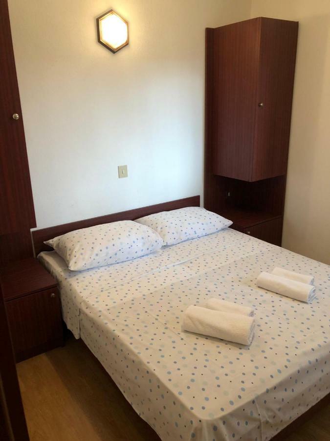 Apartments With Private Parking Baška Voda Dış mekan fotoğraf