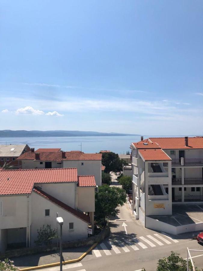 Apartments With Private Parking Baška Voda Dış mekan fotoğraf